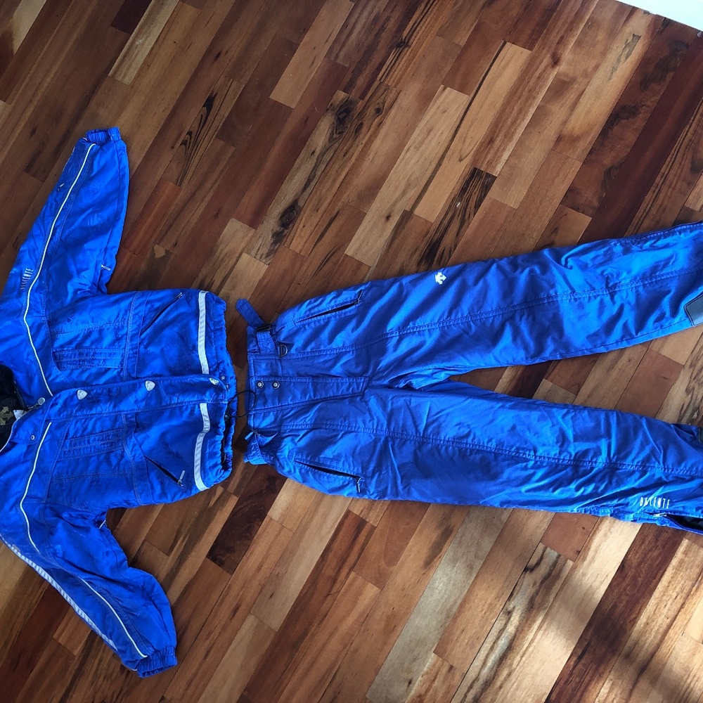Snow suit